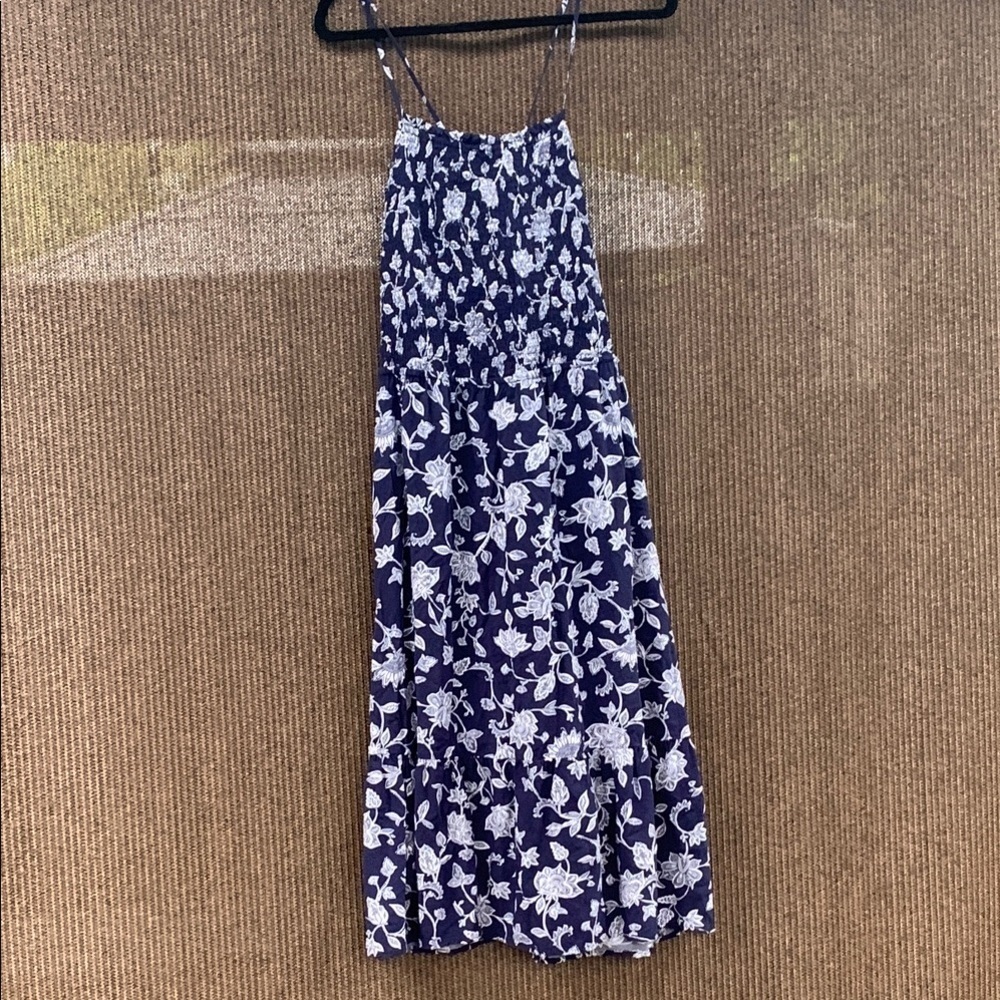 Signature Reitmans Blue and White Pleated Maxi dress